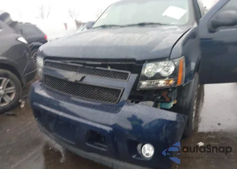 2007 Chevrolet Suburban 1500 Lt from USA, damaged, VIN 3GNFK16397G318059